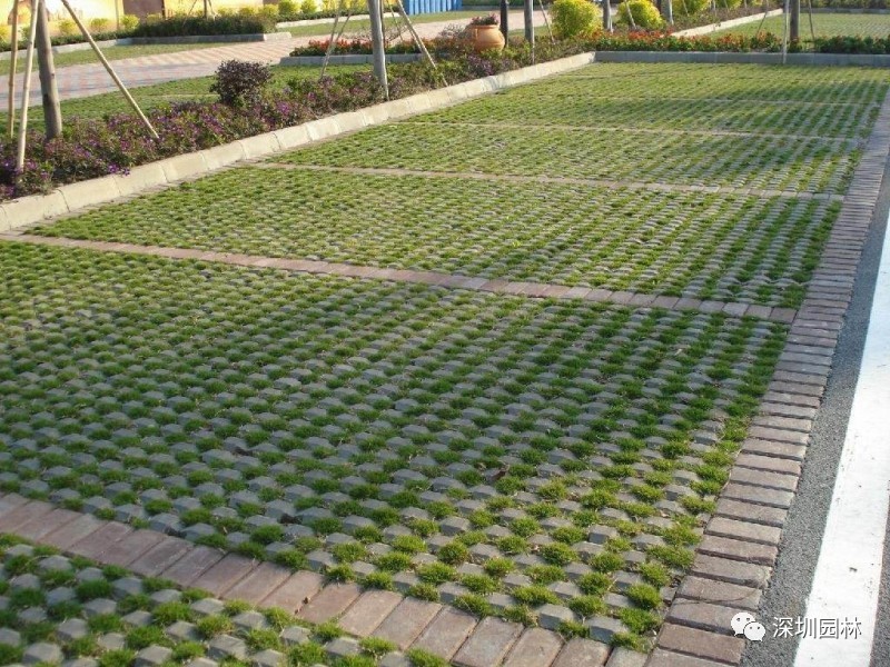 文化 正文  植草砖: 用于专门铺设在城市人行道路及停车场,具有植草孔