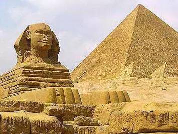 埃及金字塔狮身人面像等古建筑最早的古代文献记载是什么时候?