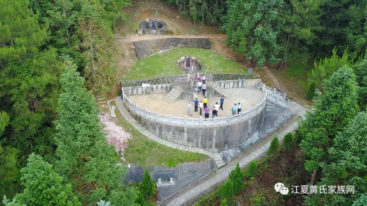 历史 正文 值此祭拜,虔请峭山老祖宗恩威扩张,广施慈善,永惠后裔,佑我