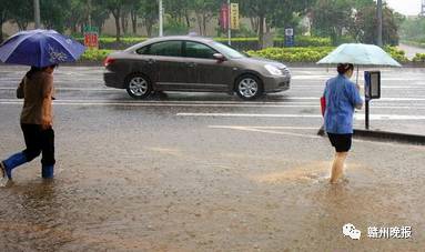 下雨天,一男子竟染上"丹毒"!