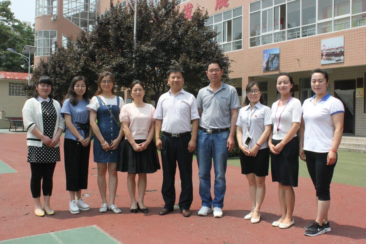让智慧在碰撞中闪光 ----北塘实验小学组织教师赴华阴市城关小学开展
