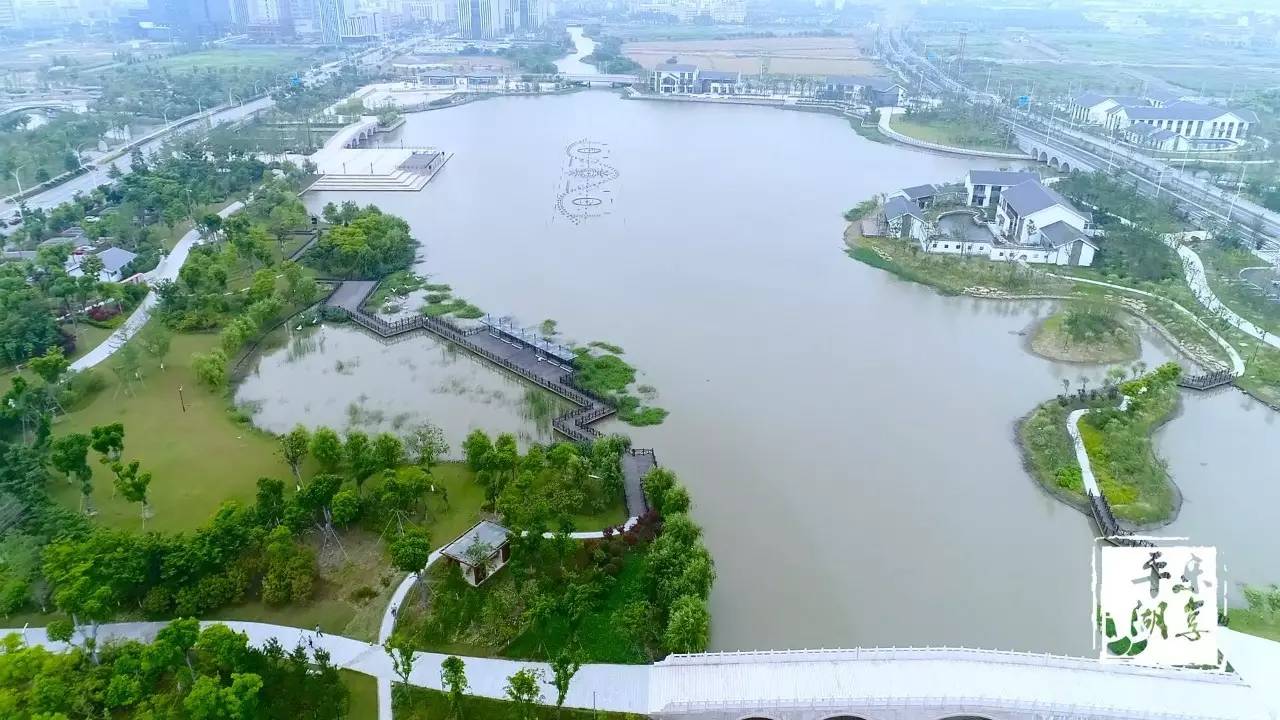 【平湖好风景】航拍这个平湖新公园,景致清新不输东湖