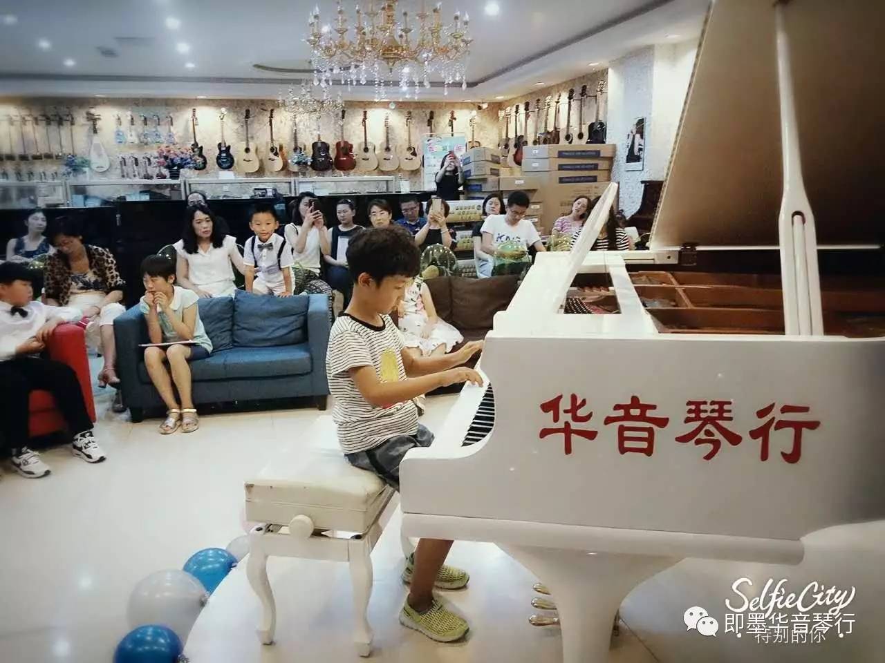 华音教育钢琴马学良老师师生音乐会圆满结束!