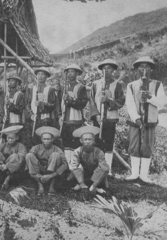 此外还有一支被世人遗忘的清军,他们驻守在香港九龙城寨,一直坚持到