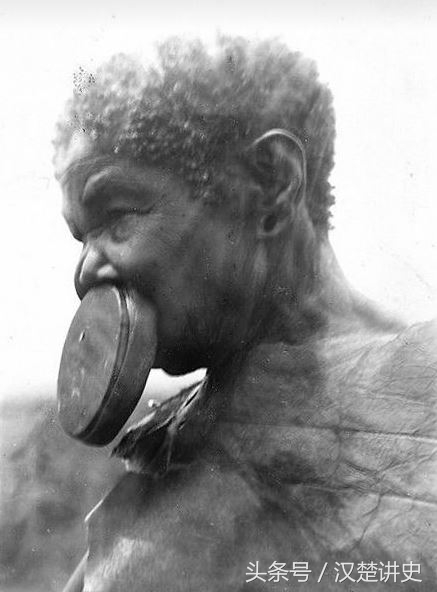 一些非洲部族的老照片，难以理解的特殊文化