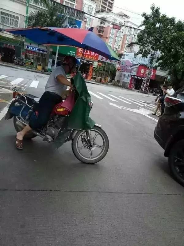 龙川周边 摩托佬漫天喊价,坑骗学生!