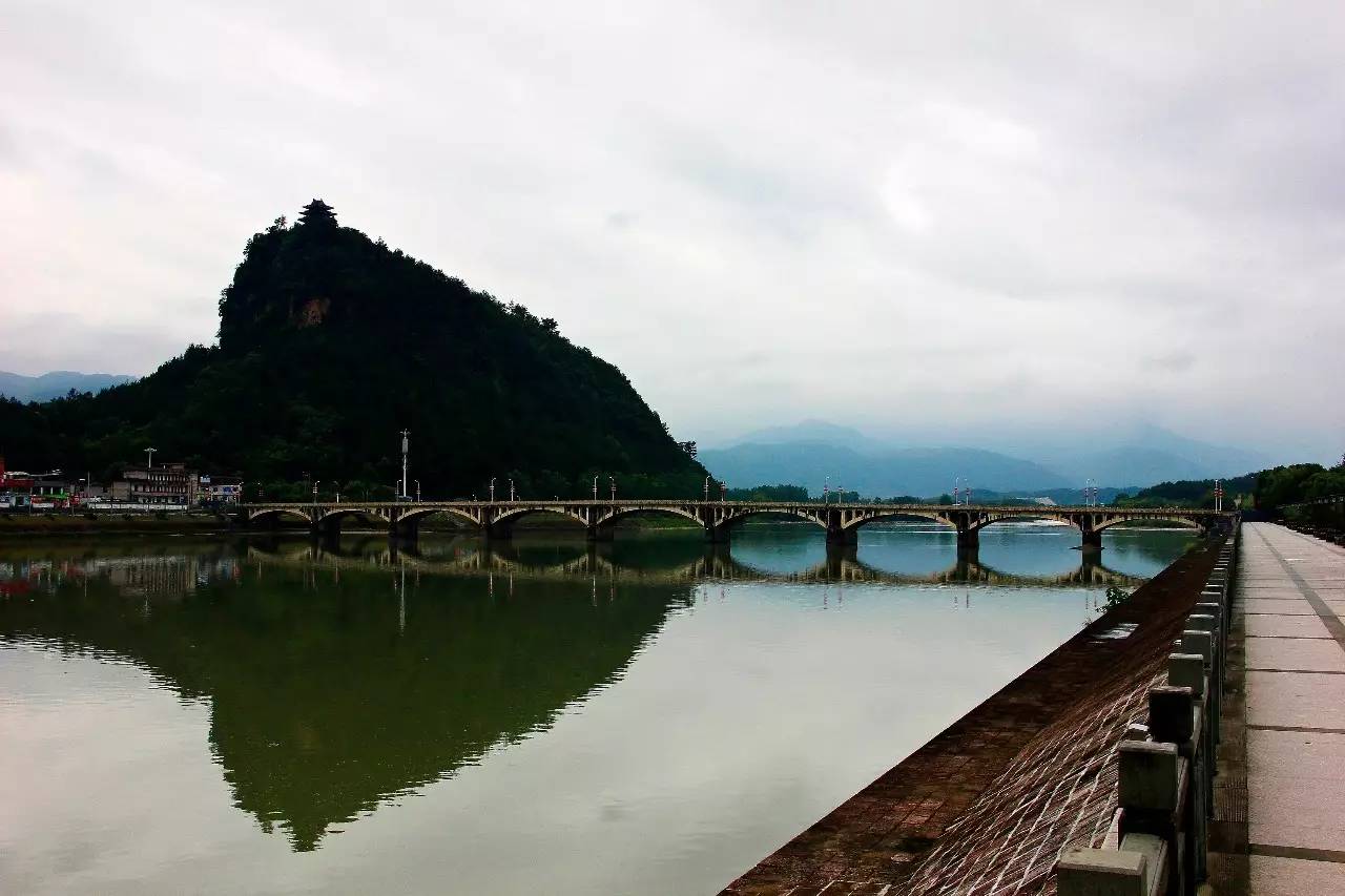 我们一起去跟独山大桥道个别吧