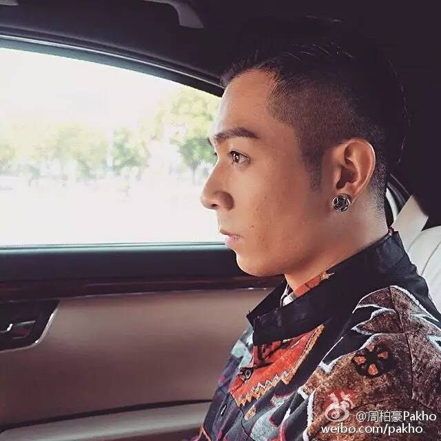 听说好看的亚洲男孩儿都戴耳钉?