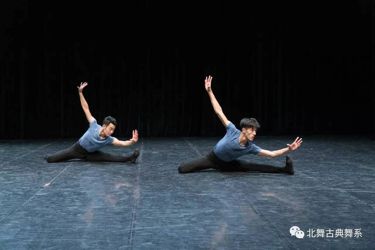 北京舞蹈学院中国古典舞系2014级表演专业2班基本功训练课结业汇报