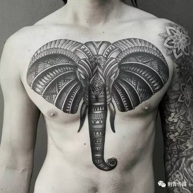 女生纹身纹大象好不好