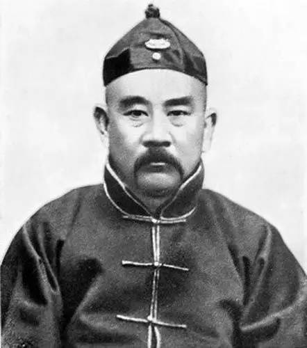 历史上的今天:张勋复辟(1917年7月1日)