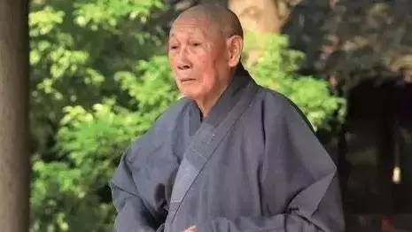 文/灵岩山寺毕业学僧昌明法师