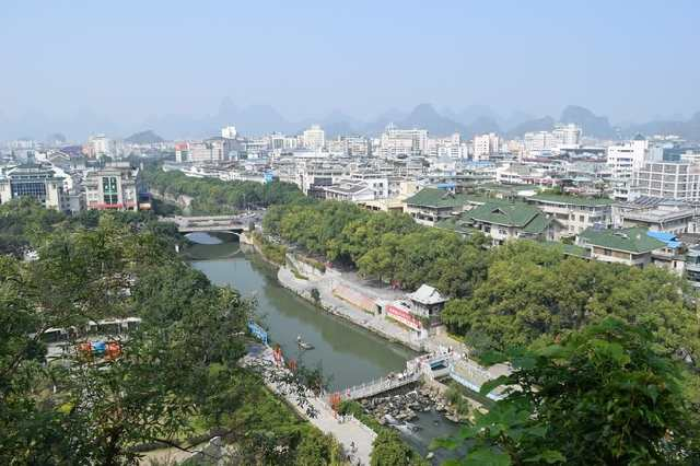 台湾花莲市有多少人口_台湾花莲(2)