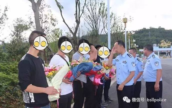 龙陵警方追击毒贩遭武装伏击 全力还击破获一起特大毒品案