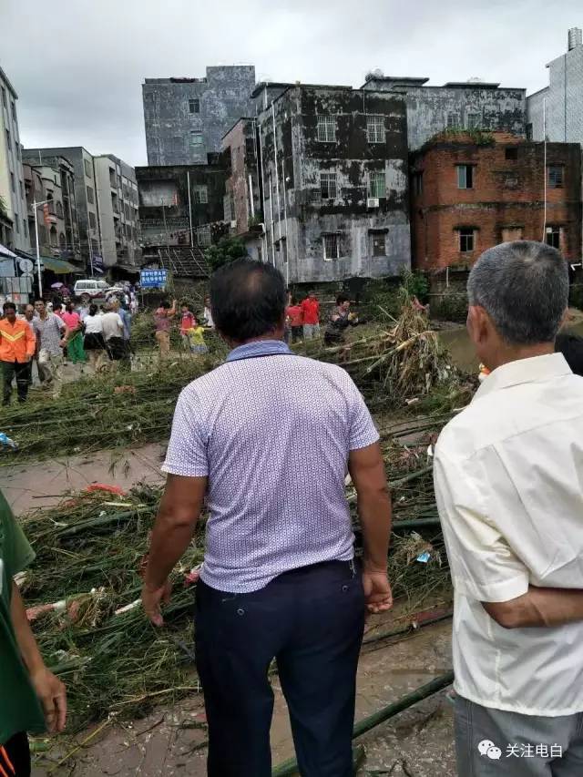 视频:广东电白沙琅镇望夫桥今天被大水冲断