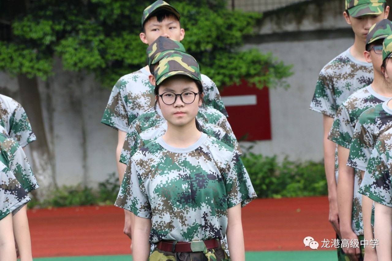 有了拼搏,青春才会美丽 ——龙港高级中学2017级高一新生军训系列报道