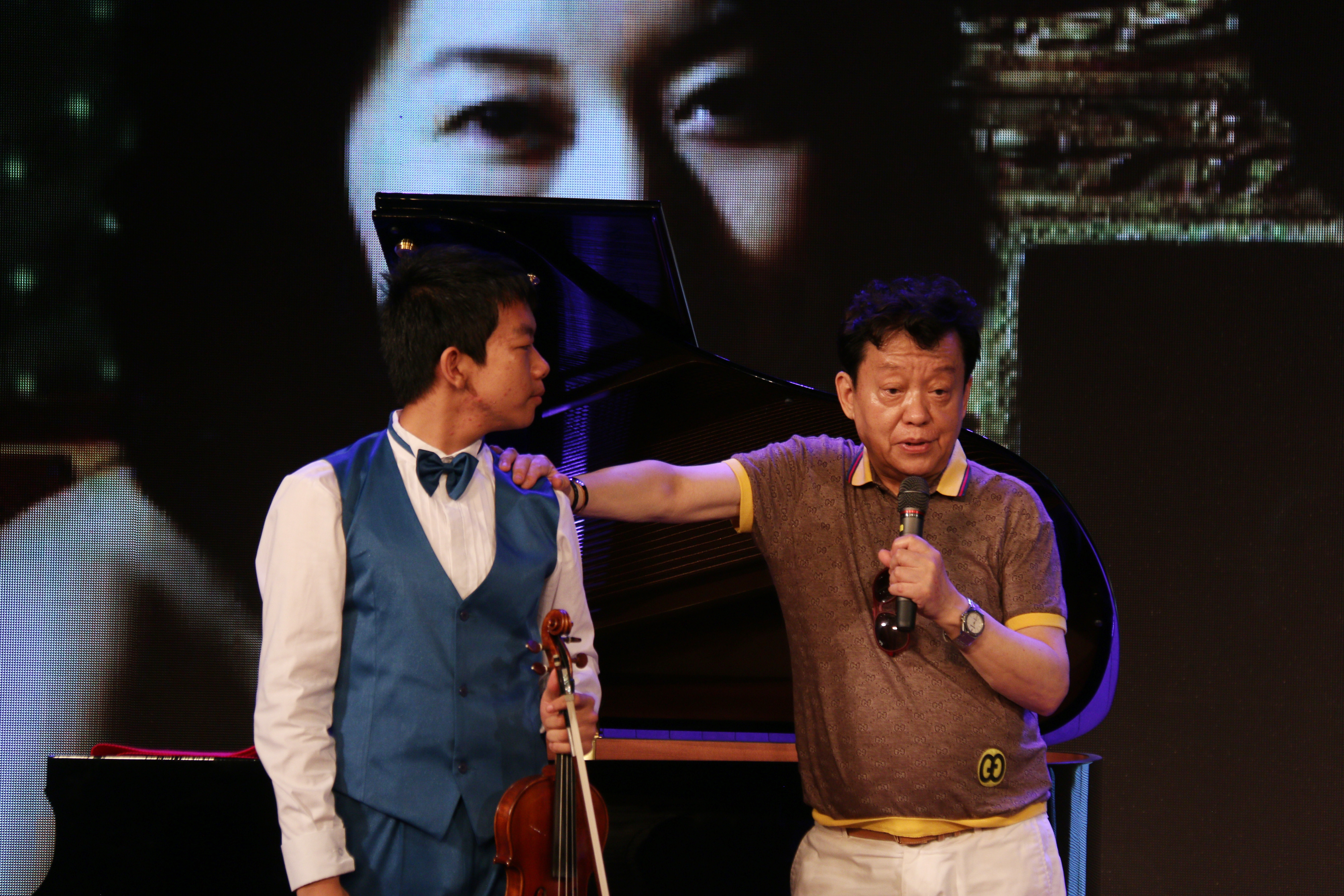 科少弦乐团受邀为著名小提琴家盛中国奏响华美乐章