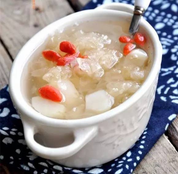 冰糖马蹄饮