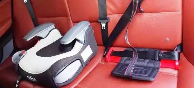 界上第一款能装进口袋的安全座椅,以色列黑科