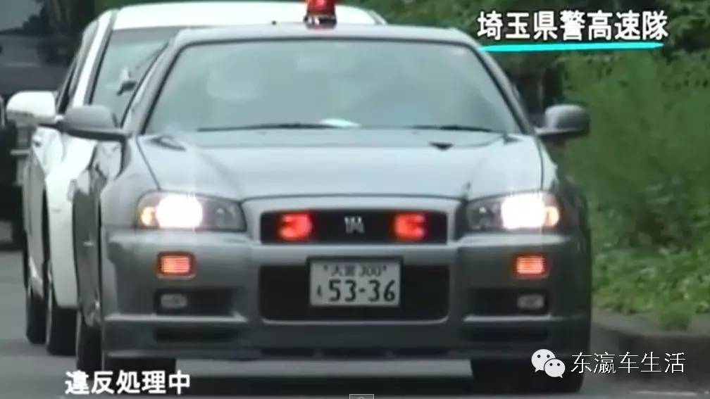 8815埼玉县的r34 gtr便衣警车.在关越道上看到战神想和它战一战?