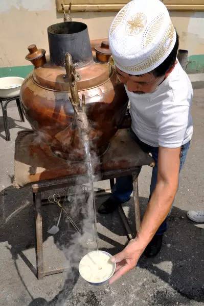 探访呼和浩特回民区特色美食茶汤