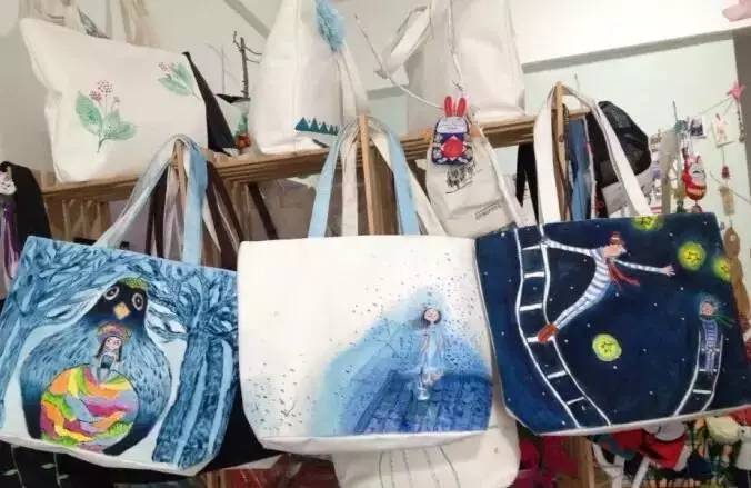 周末时光 | diy手绘帆布包,把你的幸福"袋"回家!