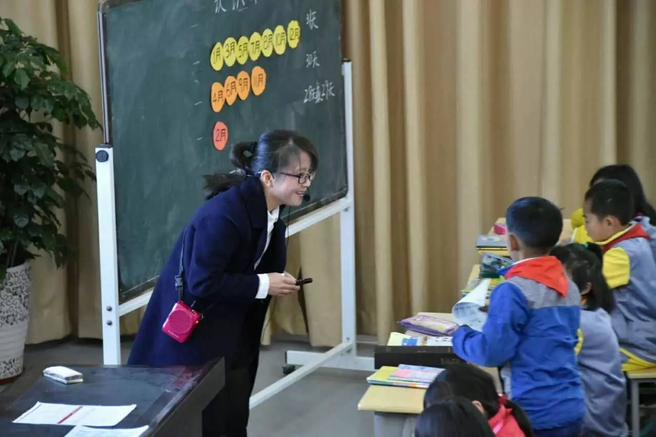 高校教师教案模板_教师技能大赛教案模板_高校教师技能考试教案