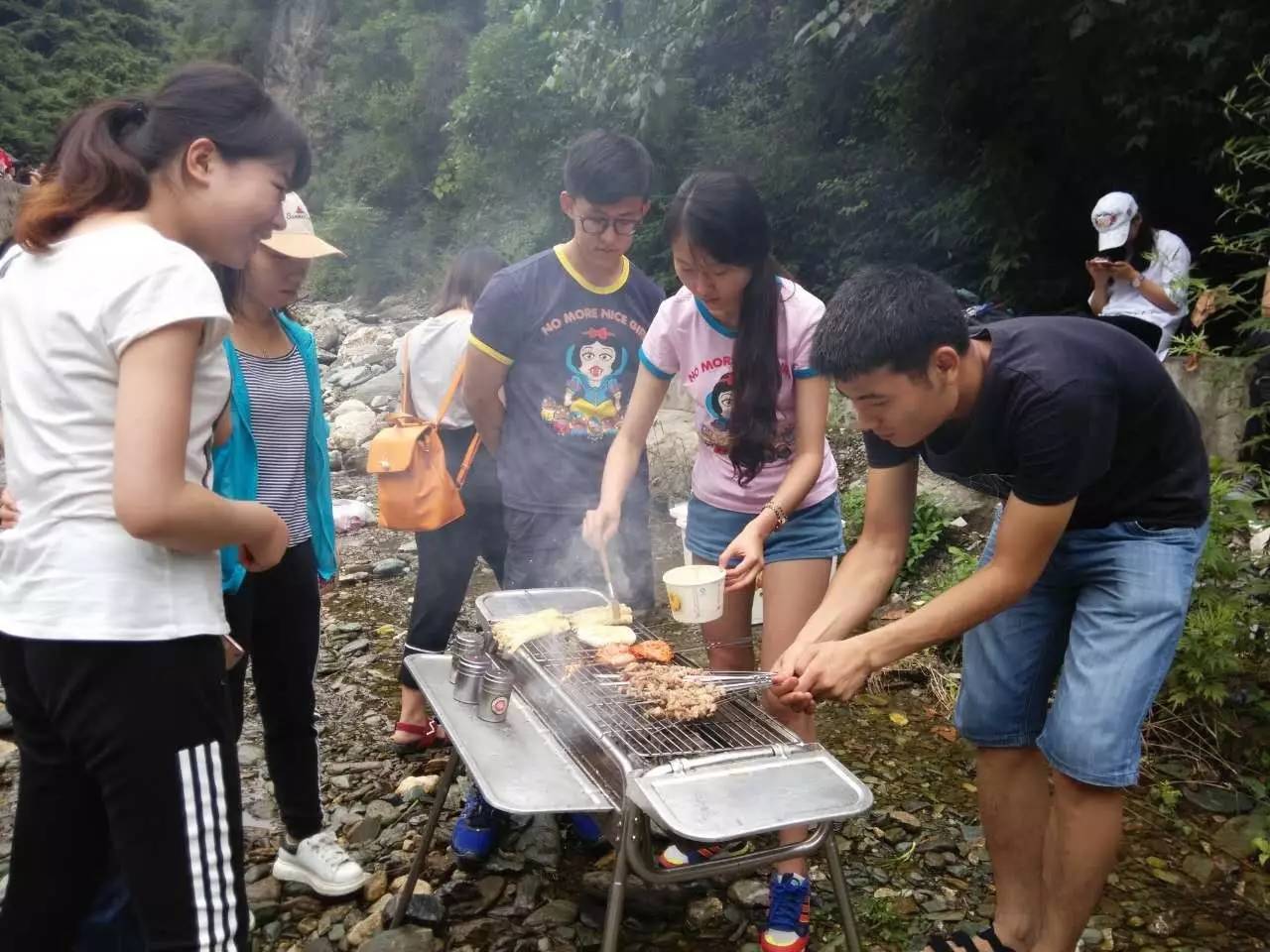 【高校户外】耿峪十里长峡 | 戏水 烧烤 | 今天活动实拍图