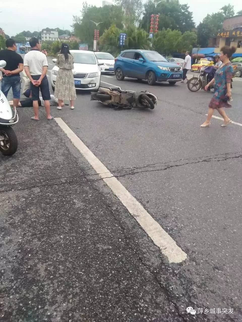 今天萍乡发生多起交通事故视频