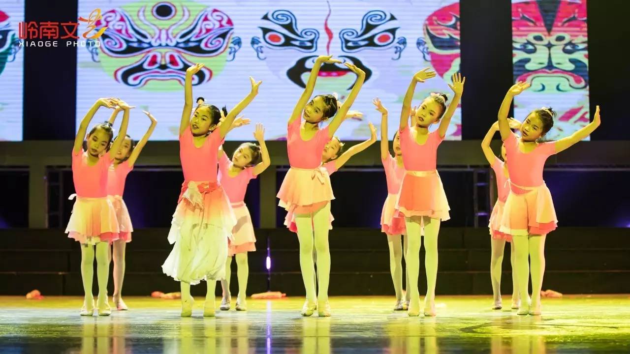 27原创舞蹈《可贵的沉默》表演:伦教小学中级提高班编导:江业群 谢林