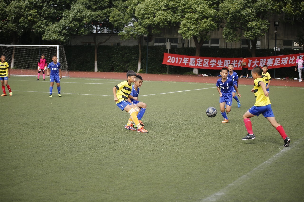 江桥小学,徐行小学,迎园小学,清水路小学参加了小学女子组的比赛并