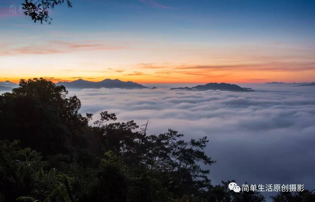 岑溪大山顶观云海