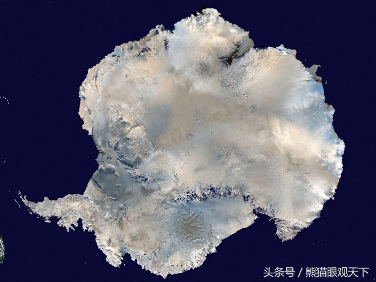 2012年2月6日,英国路透社发布的完整南极洲卫星图像.