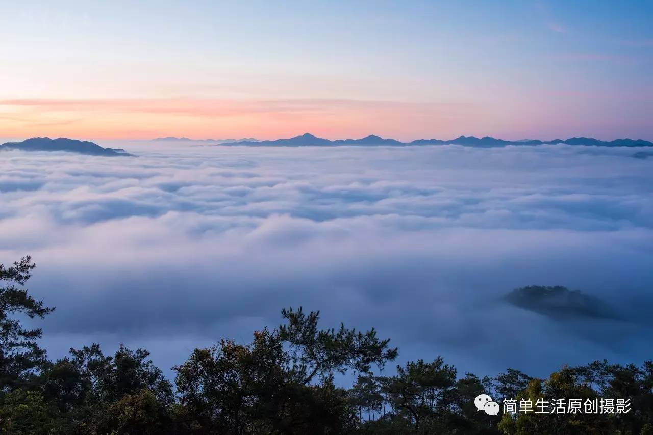 岑溪大山顶观云海