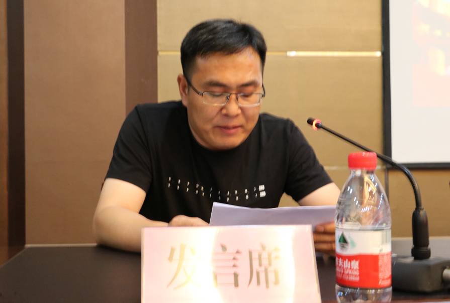 认清形势主动作为济源市人社局召开脱贫攻坚暨城镇新增就业登记工作