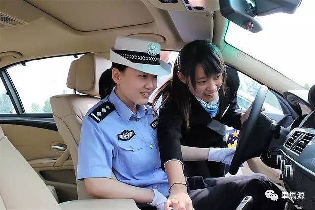 世界各国美女交警"选美大赛",开个罚单多看她们几眼行