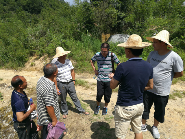 吾祠乡组织蔬菜种植户赴上杭县步云乡参观学习高山蔬菜种植技术