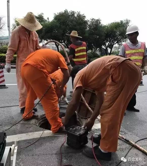 四会全市整治水浸街风暴掂过碌遮