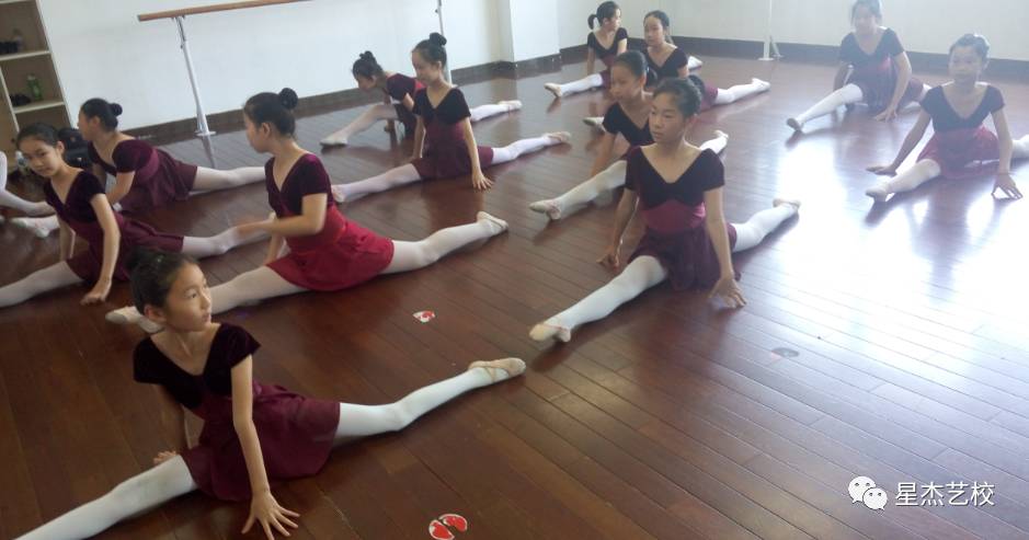 回顾2017星杰艺校北京舞蹈学院中国舞考级现场!