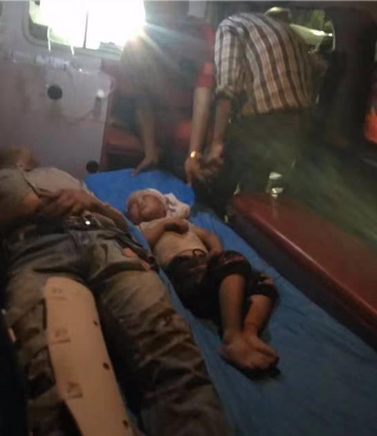 惨烈!榆次108东营父母领着3岁小孩散步被车撞飞,3人重伤!