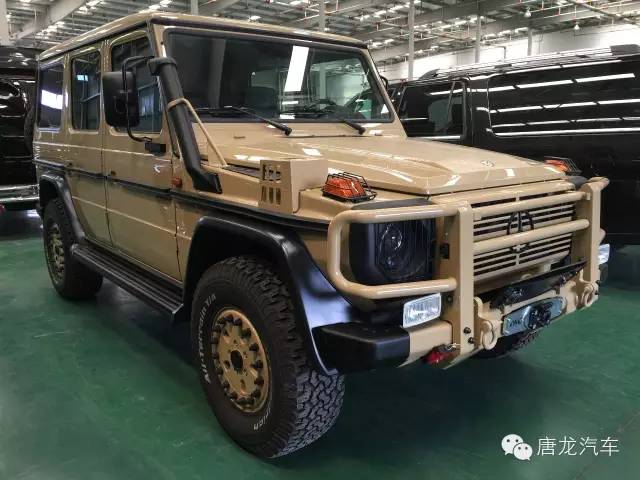 奔驰g300沙漠黄仅一台接受预定另有黑色白色接受预定