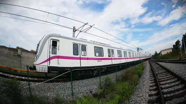 武汉最快地铁列车诞生,年底试跑阳逻线(21号线)