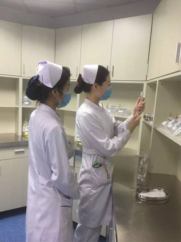 妇产科护理小讲课范文_妇产科学系青年医师讲课比赛_妇产科护理小讲课范文