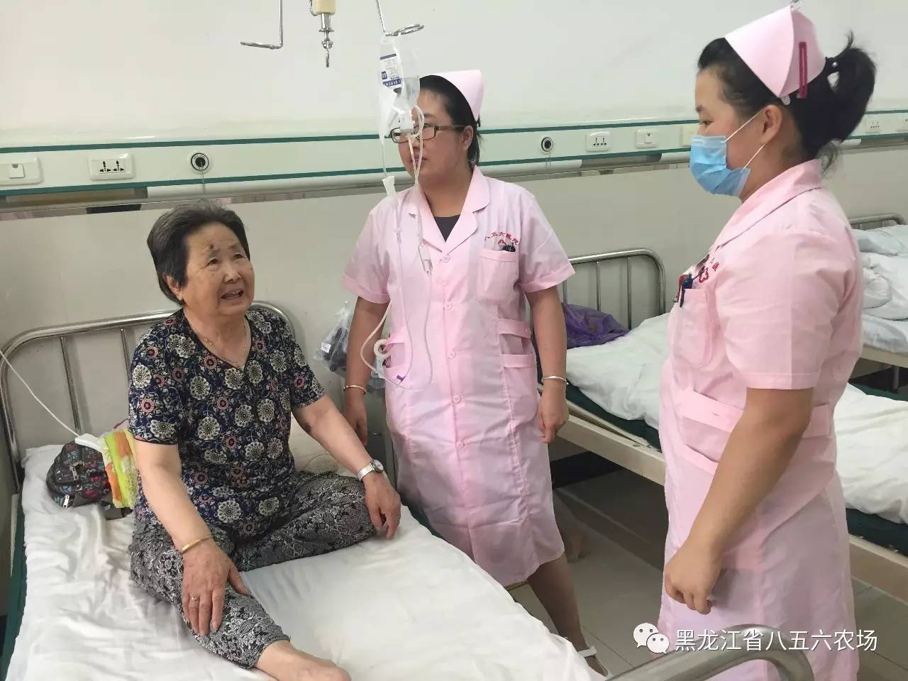 卧床病人口腔怎么护理_护理卧床病人翻身图片