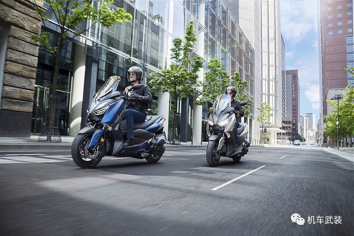 升级改款:2018 yamaha xmax 400