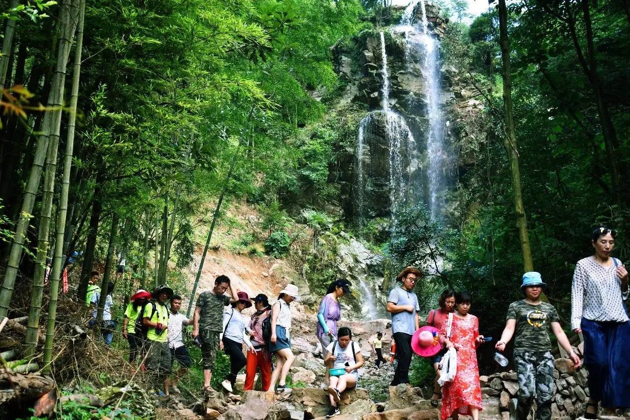 带你看祁东难忘的明远峰挂榜山徒步露营活动