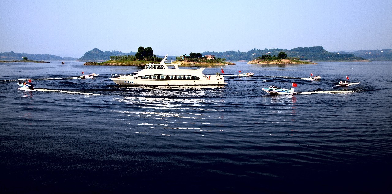 长寿湖是重庆市最大的湖泊旅游风景区,长寿湖风景区将建设成为蜚声