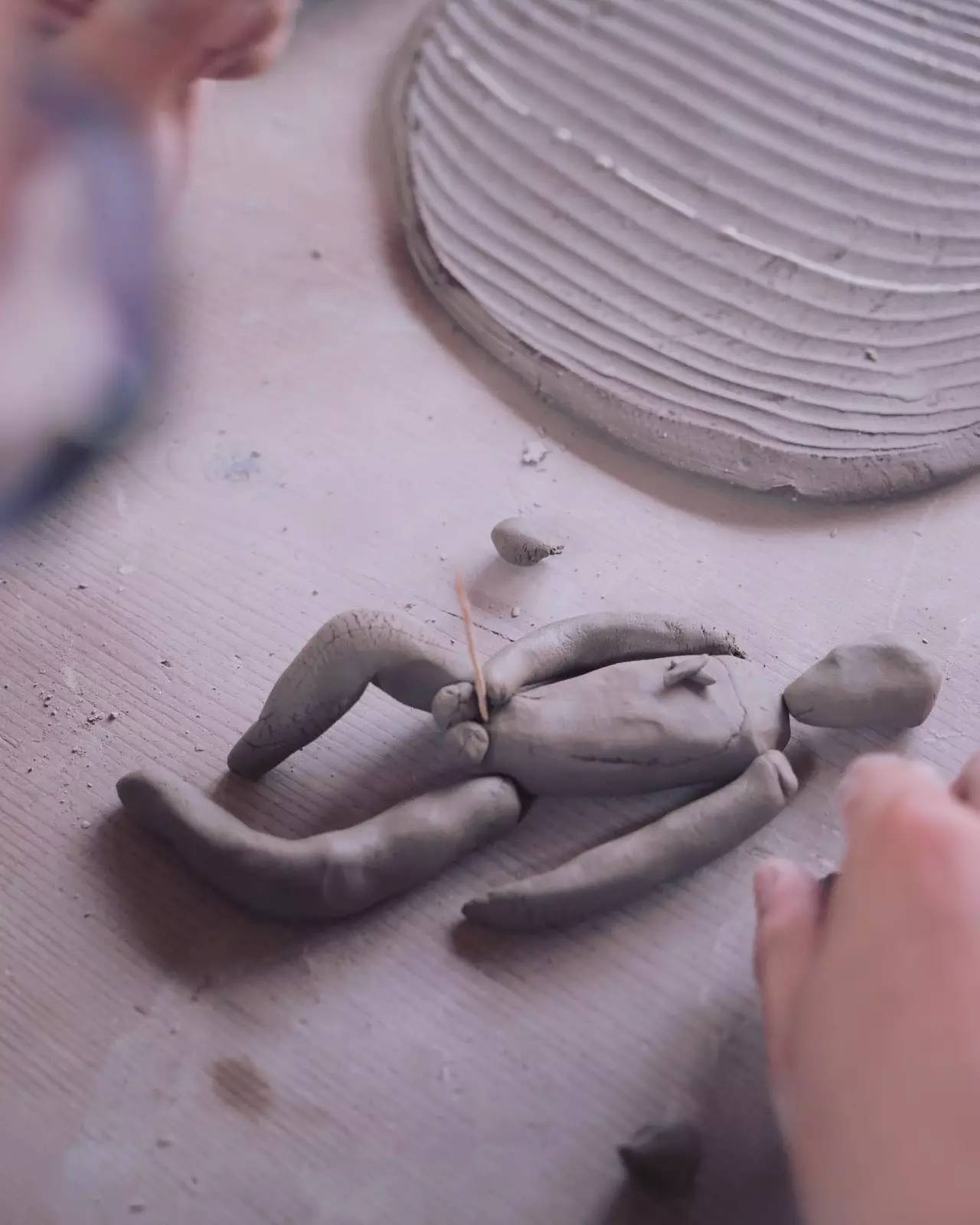 陶艺,不仅仅是拉坯,只要有想法,初学者也能创造出有个性的陶艺作品