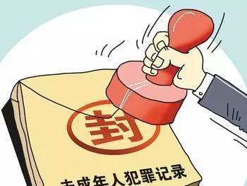 人口低龄化_国家药物滥用监测报告 吸毒人员低龄化 多元化 图