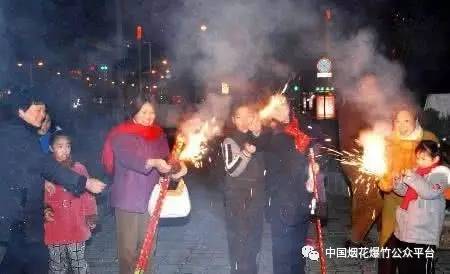 北京将修订烟花爆竹管理规定 五环内拟禁放 个
